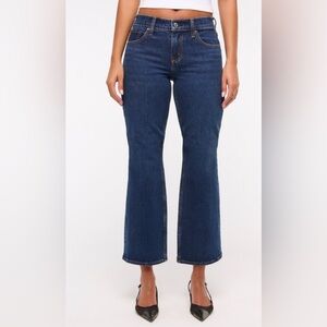 Abercrombie & Fitch Low Rise Cropped Boot Jean